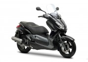 Yamaha X-Max 125